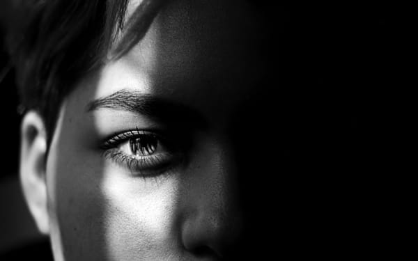 How Do I Tell If Someone Is Genuine or a Phony? (1 John 4-5)